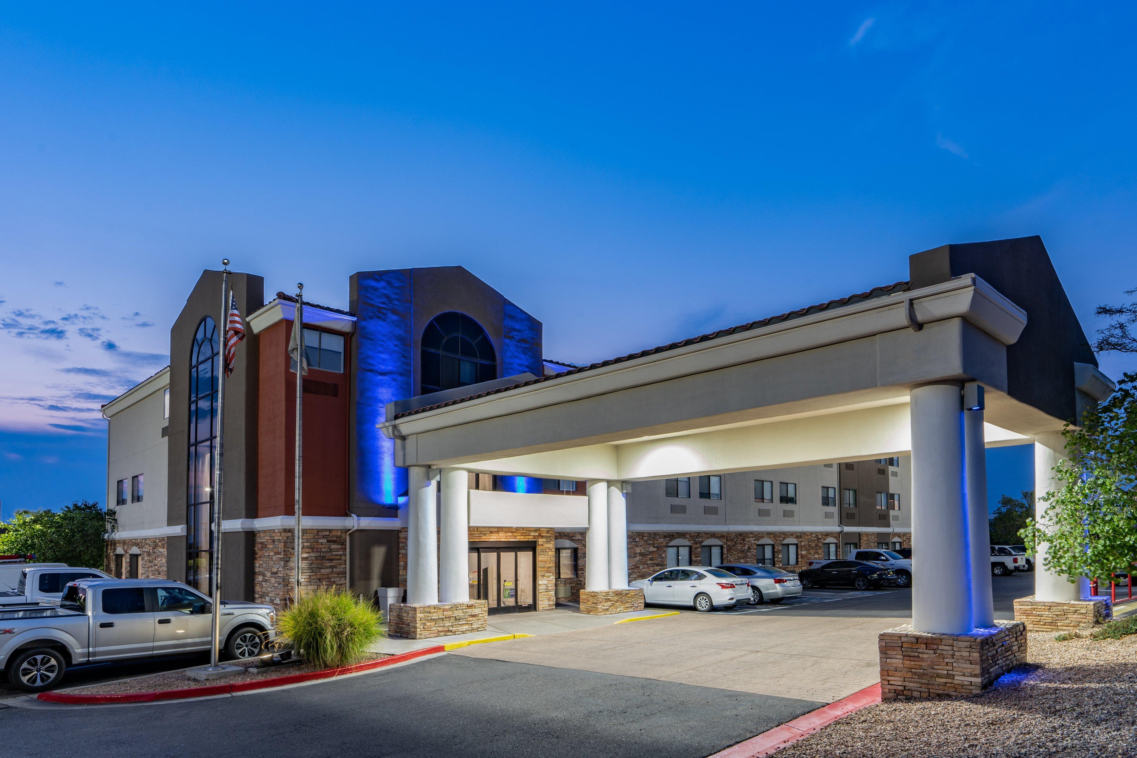 Holiday Inn Express Hotel & Suites Albuquerque - North Balloon Fiesta Park By Ihg Kültér fotó