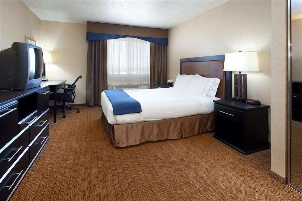 Holiday Inn Express Hotel & Suites Albuquerque - North Balloon Fiesta Park By Ihg Kültér fotó